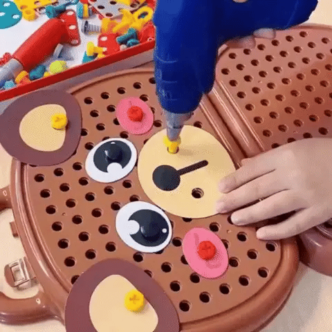 Bricolo— La boîte à outils Montessori